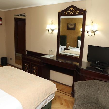 Nile Cruise Al Nabiltan Every Saturday From Luxor 4 Nights & Every Wednesday From Aswan 3 Nights Al Karnak Exterior foto